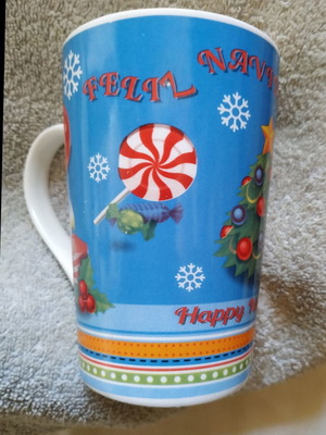 Feliz Navidad festive mug for Spanish speakers