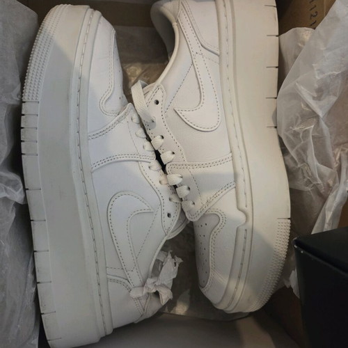 Air Jordan 1 Elevate Low women's shoes like new, white