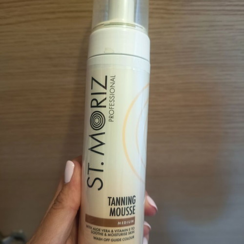St. Moriz self tanning mousse used