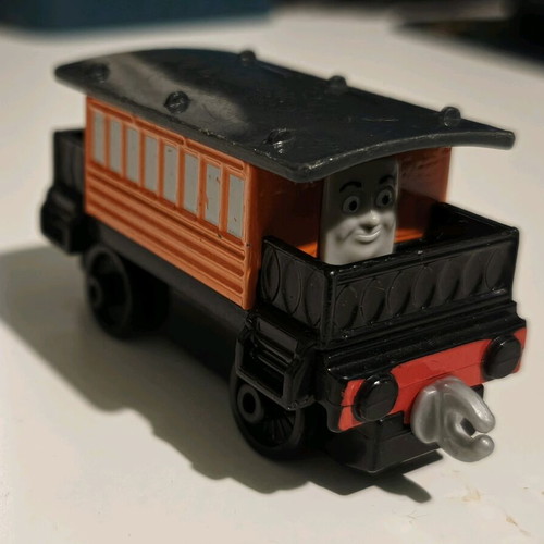 Thomas & Friends Adventures collectible trains like new, set of 3