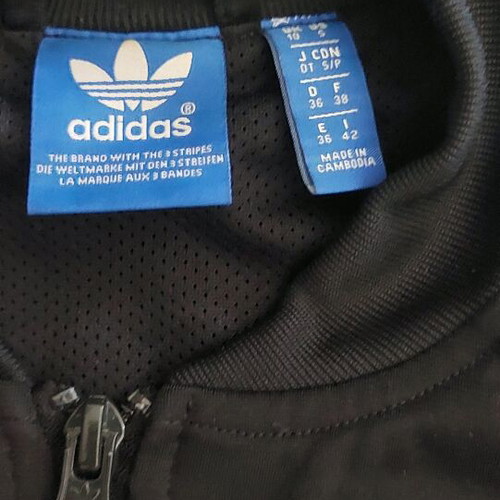 Adidas Original top like new, size S, black and white