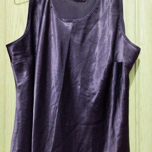 Satin top black like new, size XXL