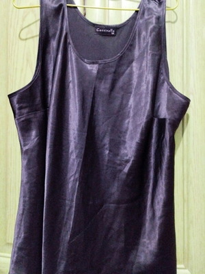 Satin top black like new, size XXL