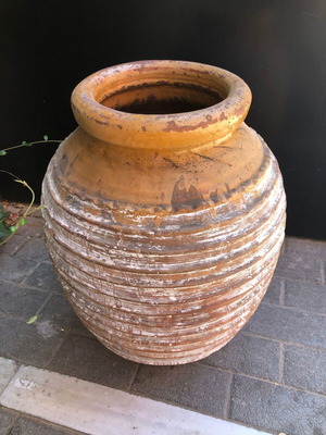 Traditional Koronaiiko Clay Jar, large decorative pottery
