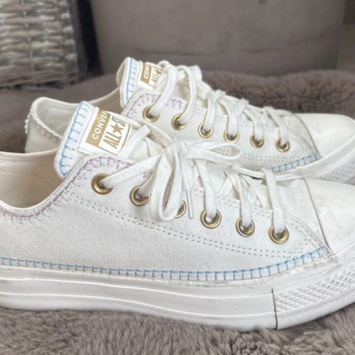 Converse Chuck Taylor Cotton White Sneakers Size 39 EU Like New