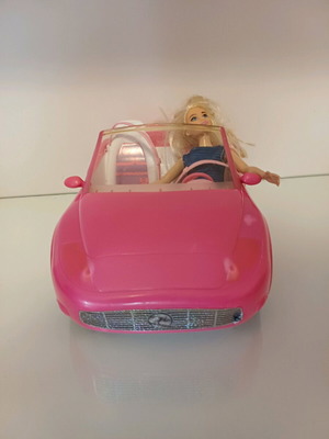Barbie cabrio car like new