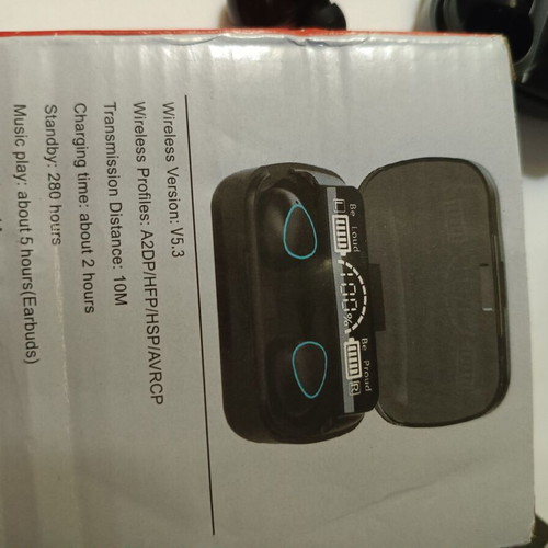 Bluetooth wireless earbuds new, right ear set
