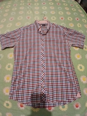 Frenzy XXL shirt like new, fits L, multicolor