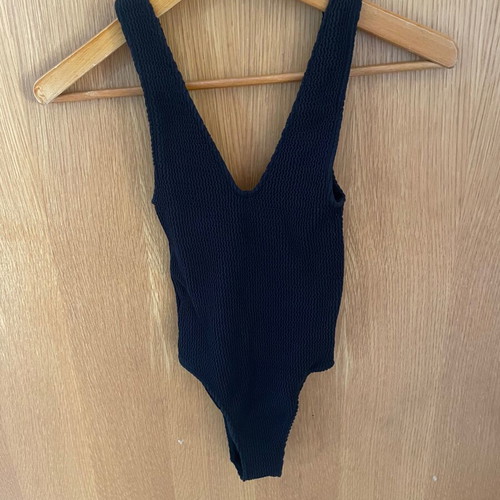 Forever 21 one-piece swimsuit small black crinkle knit bubble texture like new