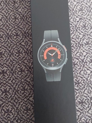Samsung Galaxy Watch 5 Pro 45mm Titanium Black Bluetooth like new
