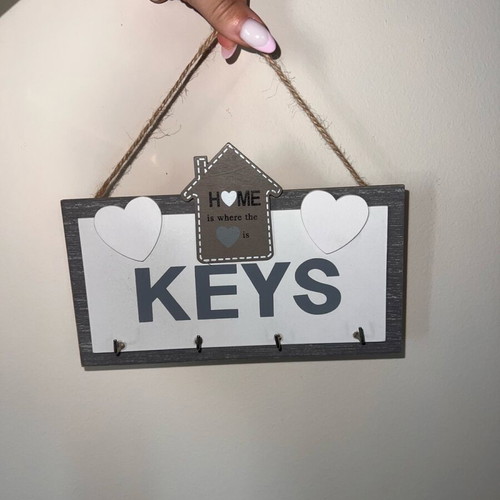 Key holder vintage wooden like new