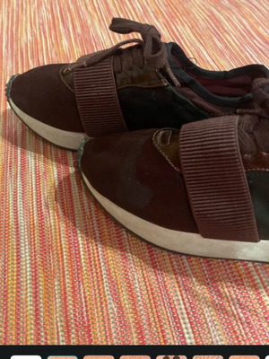Women's Burgundy Sneakers with Elastic Strap, Size 38.5
