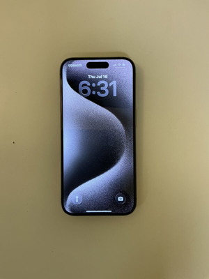 Apple iPhone 15 Pro 128GB Natural Titanium like new