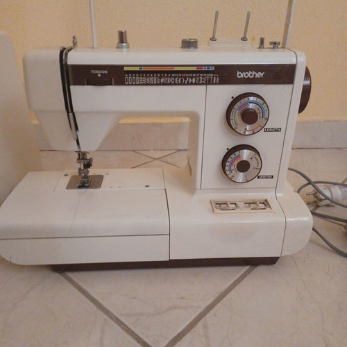 Brother sewing machine used, needs maintenance