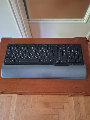 Logitech S 520 keyboard for parts