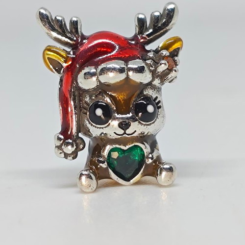 Christmas Charm Reindeer with Green Heart like new