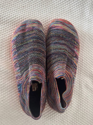 Summer shoe new, size 40, multicolor athletic