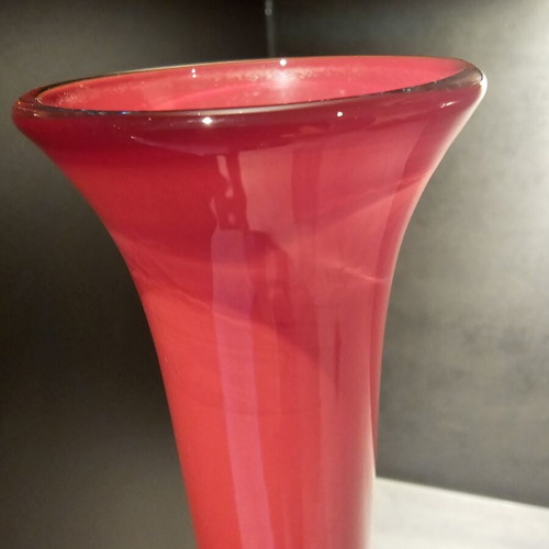 Royal Leerdam Ligne Libre red vase by Siem van de Marel 1993 like new