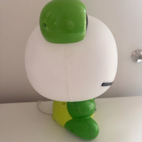 Children's decorative frog lamp like new, green plastic