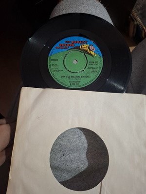 Don't Go Breaking My Heart 45" винил на Elton John & Kiki Dee, 1976