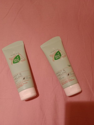 LR body care set with mint-melon scent, new