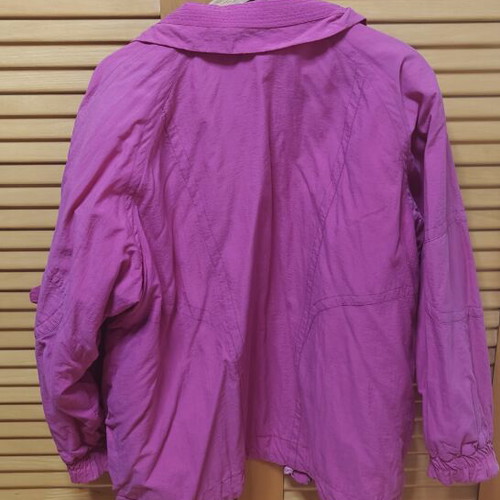 Vintage oversized jacket fuchsia color with printed lining used