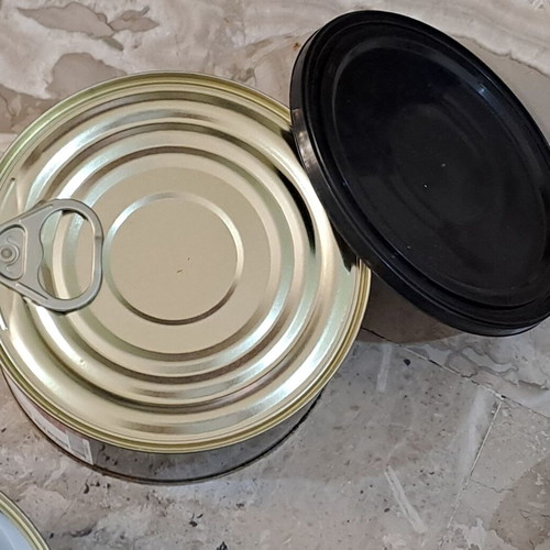 Metal tins new, set of 3 with plastic lid