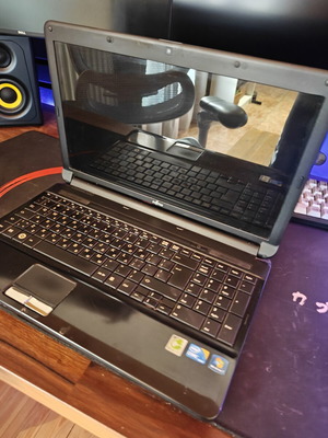 Fujitsu Lifebook AH530 laptop used without charger