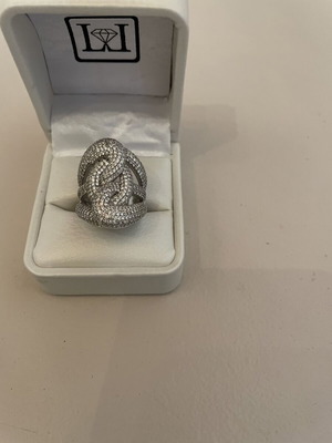 Folli Follie ring like new, silver