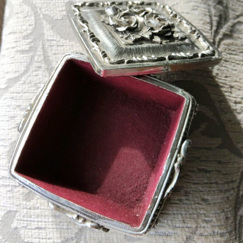 Jewelry box silver stainless steel like new with embossed designs