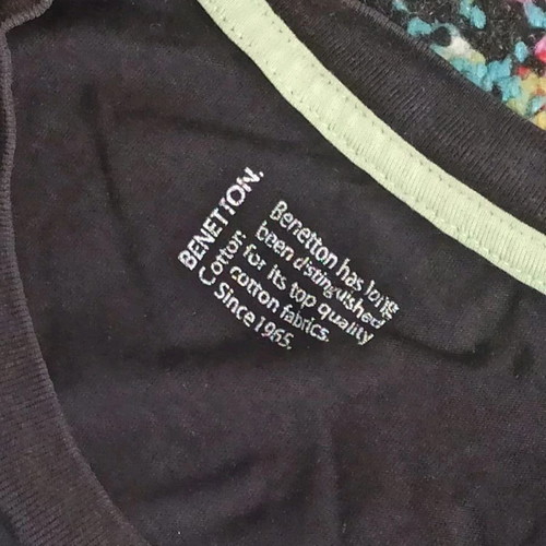 United Colors Of Bennetton Men's T Shirt used, size S