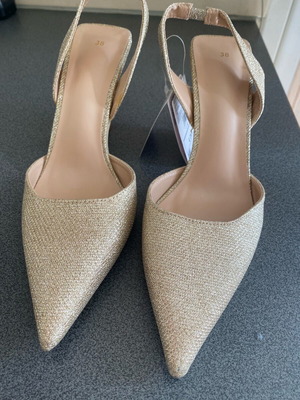 Gold Pumps New With Low Heel Size 38
