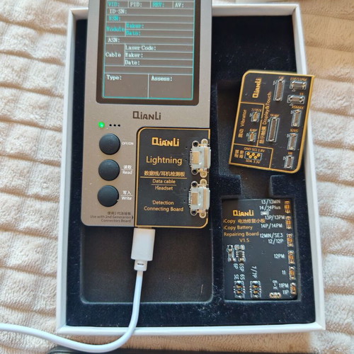 QianLi iCopy Plus 2.2 Programmer for iPhone True Tone Battery Lightning Display