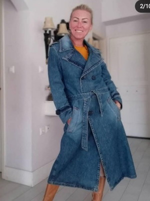 Vintage Mohrve Denim Gabardine Trench Coat size M like new, blue