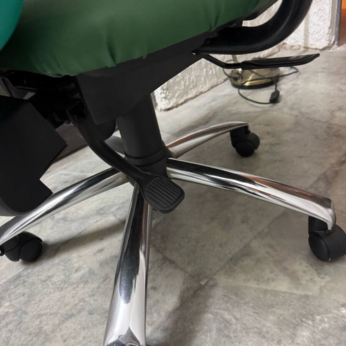 Office chair in good condition