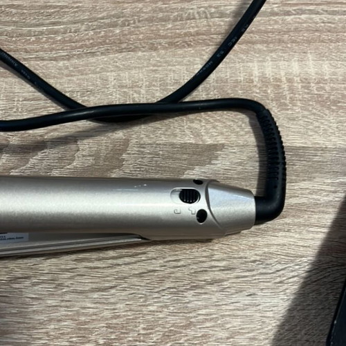 Izzy 211513 Hair Straightener used with ceramic plates 3D 2in1