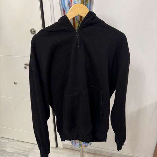 Black Hoodie with Short Neck Zipper XL like new
