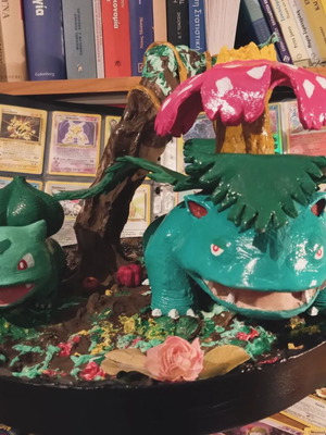 Pokemon Bulbasaur Venusaur diorama new with clay and PLA