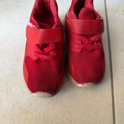 Children's sneakers No 24 used, red with mesh upper