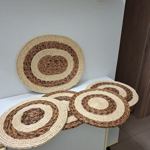 Woven placemats set of 5 new, natural beige and brown tones