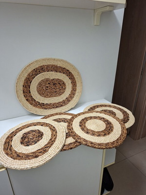 Woven placemats set of 5 new, natural beige and brown tones
