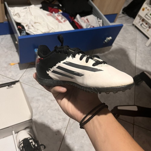 Adidas Messi football shoes like new, kids white and red