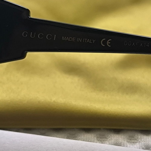 Gucci sunglasses GG0875S 001 62 new, black acetate