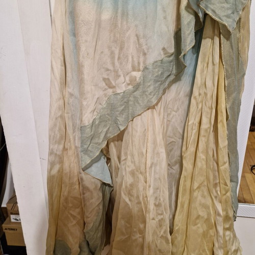 Dress Cinema size 2 like new