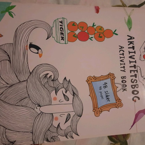Activity books used, pack of 4 pieces