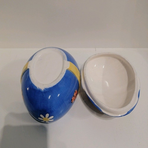 Vintage ceramic egg like new with lid and decorative details