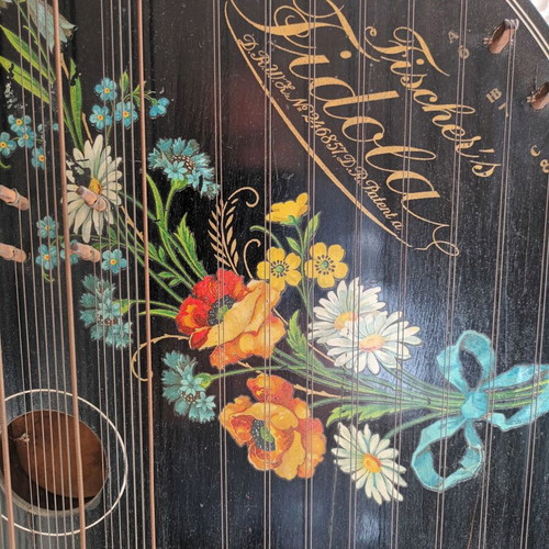 ZITHER vintage musical instrument