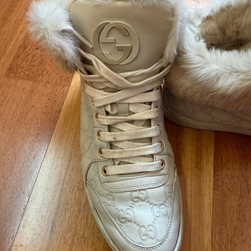 Gucci high sneakers used, beige with rabbit fur, size 39 fitting 40