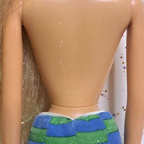 W.I.T.C.H. Disney Cornelia Fantastic Future doll like new, rare, incomplete