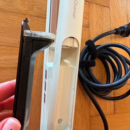 Hair Majesty Hair Straightener with Steam like new, model HM-4022